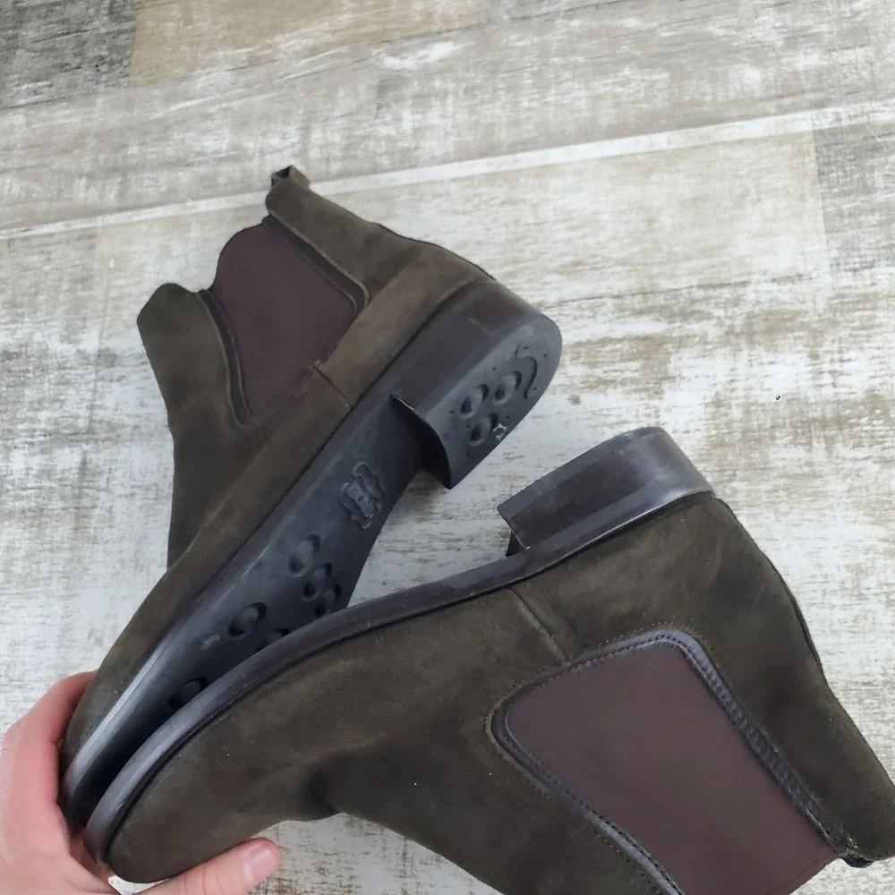 Thursday Boot Co. Mens Chelsea Boot Sz 9.5 Dark Olive Suede Elastic Side Panels